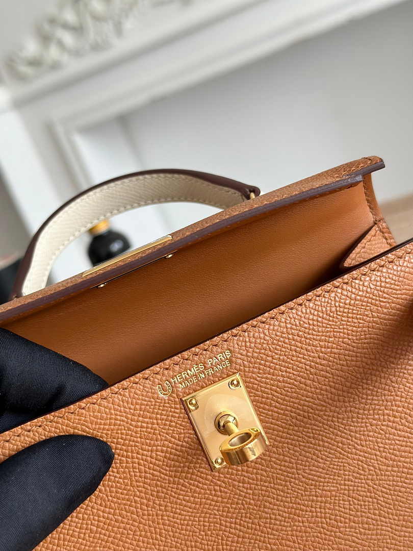 Hermes Kelly Bag 19 Epsom Leather Brown Gold H82334