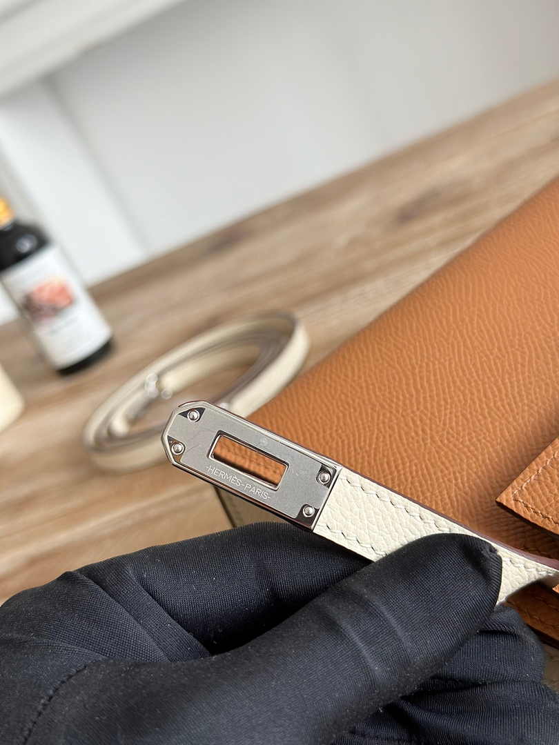 Hermes Kelly Bag 19 Epsom Leather Brown Beige Silver H82336