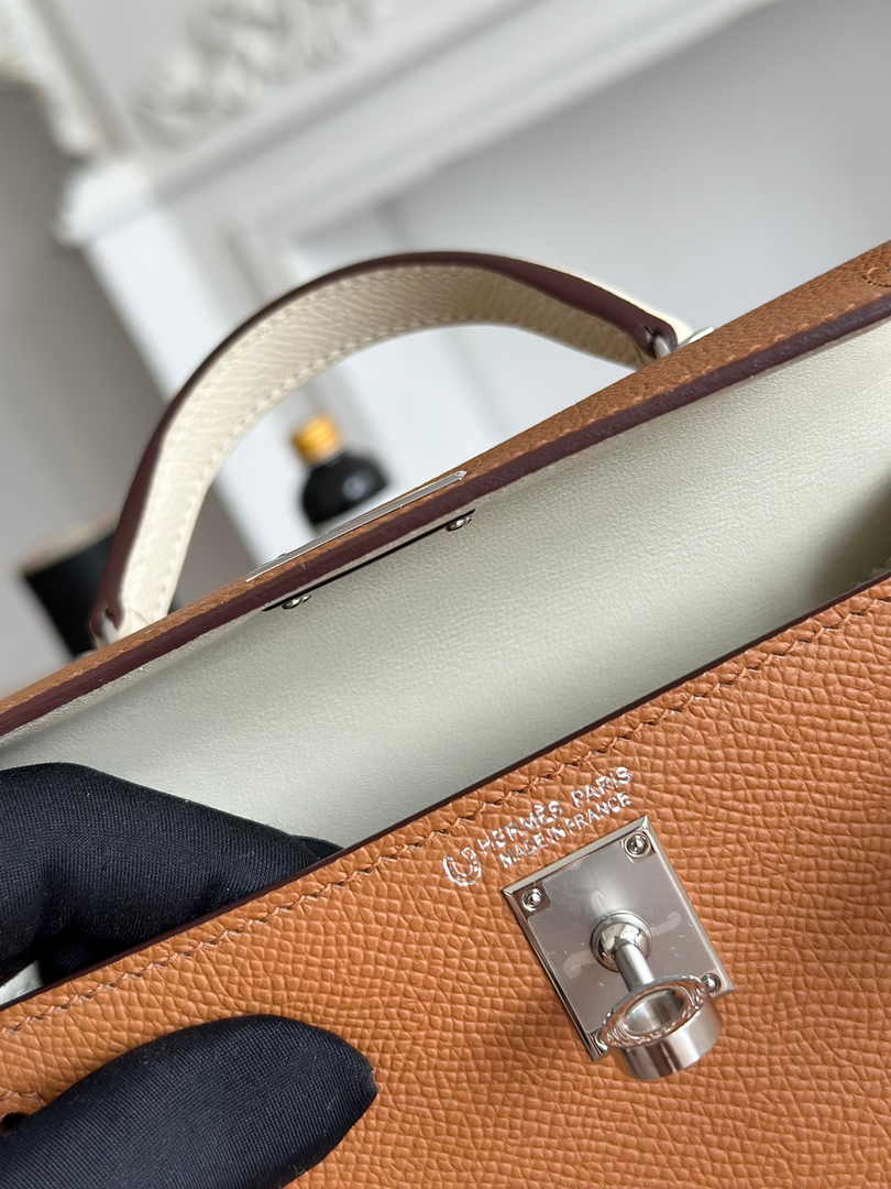 Hermes Kelly Bag 19 Epsom Leather Brown Beige Silver H82336