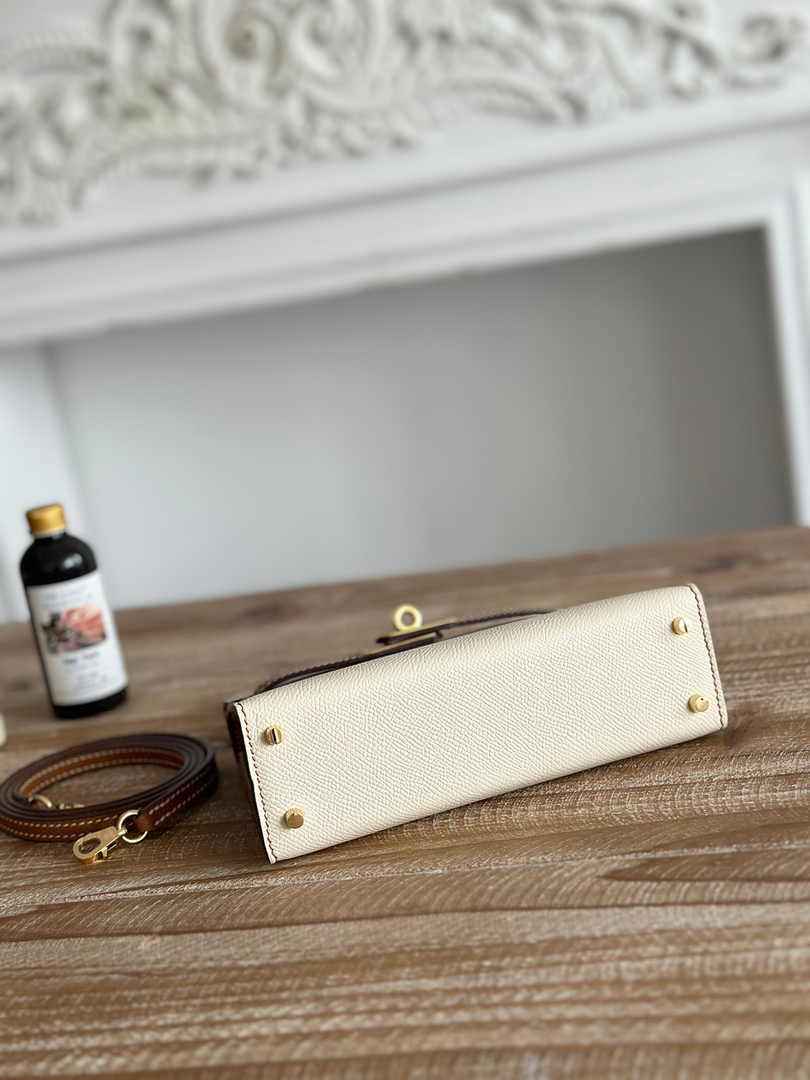 Hermes Kelly Bag 19 Epsom Leather Beige Brown Gold H82338