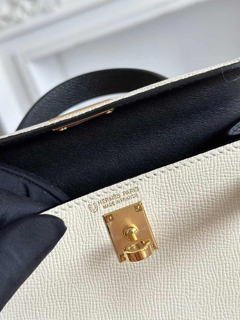 Hermes Kelly Bag 19 Epsom Leather Beige Black Gold H82341
