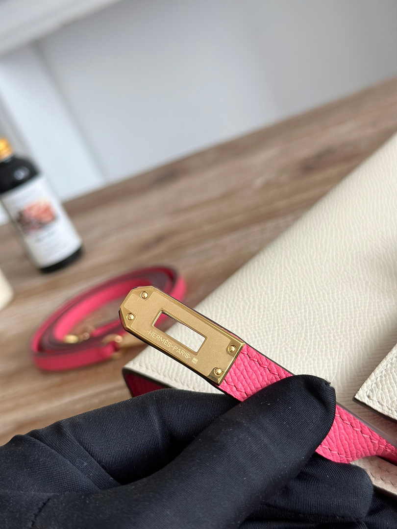 Hermes Kelly Bag 19 Epsom Leather Beige Pink Gold H82342