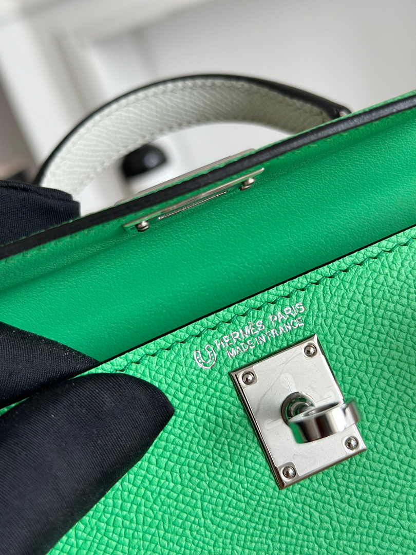Hermes Kelly Bag 19 Epsom Leather Green Silver H82347