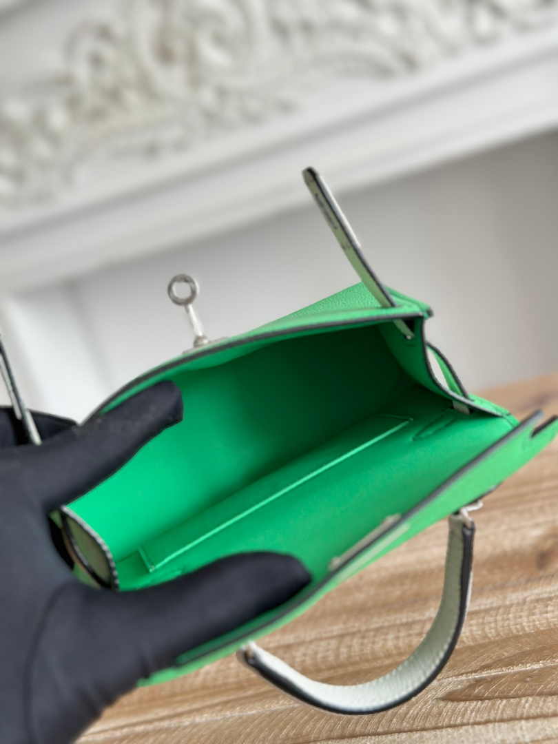 Hermes Kelly Bag 19 Epsom Leather Green Silver H82347