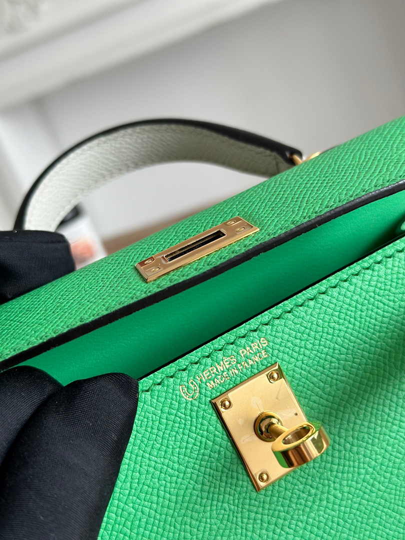 Hermes Kelly Bag 19 Epsom Leather Green Gold H82346