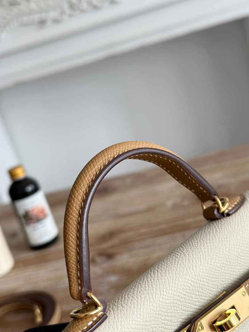 Hermes Kelly Bag 19 Epsom Leather Beige Tan Silver H82348