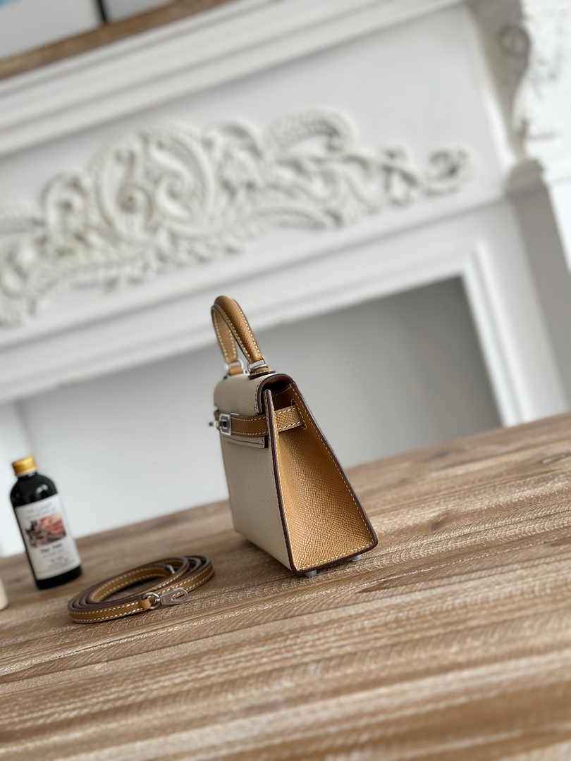 Hermes Kelly Bag 19 Epsom Leather Beige Tan Gold H82349