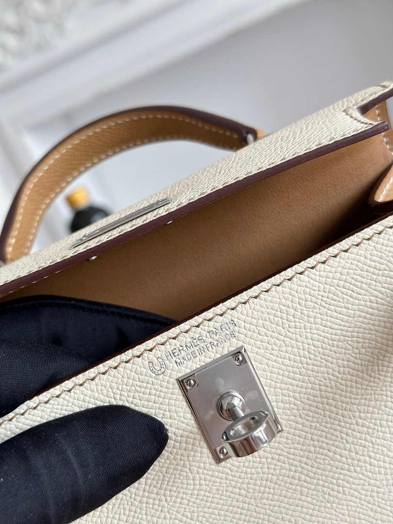 Hermes Kelly Bag 19 Epsom Leather Beige Tan Gold H82349