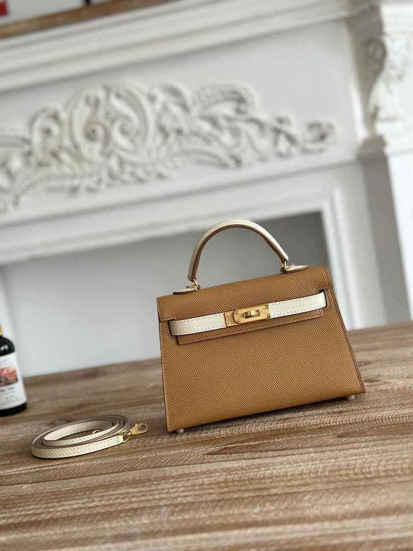 Hermes Kelly Bag 19 Epsom Leather Tan Beige Gold H82350