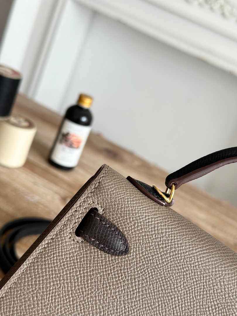Hermes Kelly Bag 19 Epsom Leather Gray Black Gold H82356