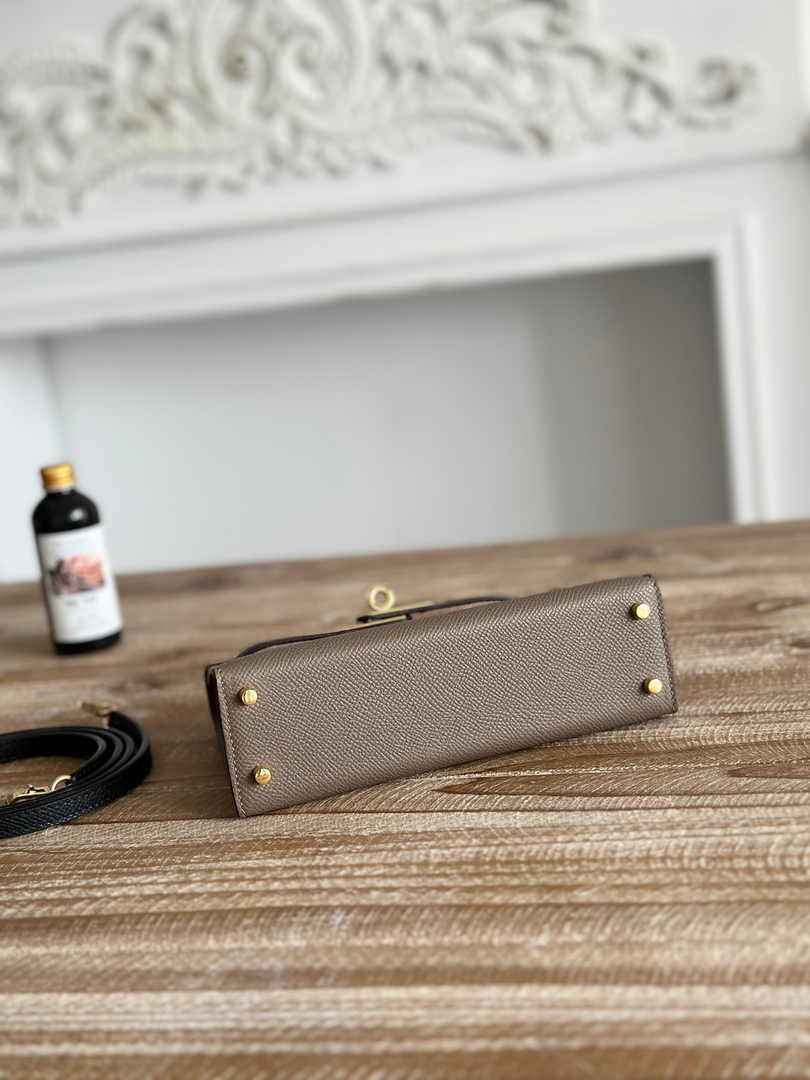 Hermes Kelly Bag 19 Epsom Leather Gray Black Gold H82356