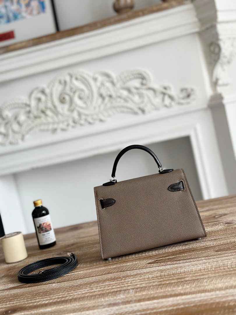 Hermes Kelly Bag 19 Epsom Leather Gray Black Silver H82358