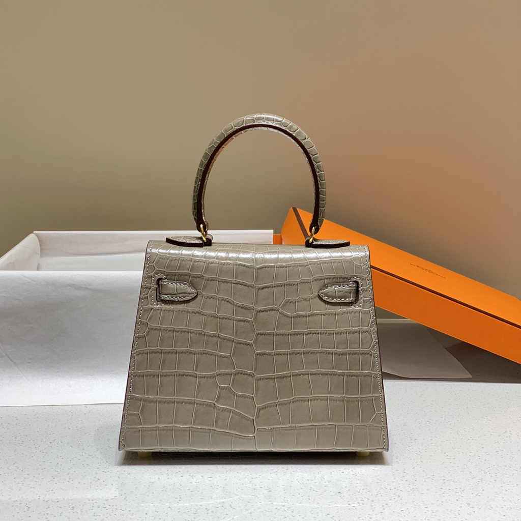 Hermes Kelly Bag 20 Gray Crocodile Leather Gold Hardware H7303