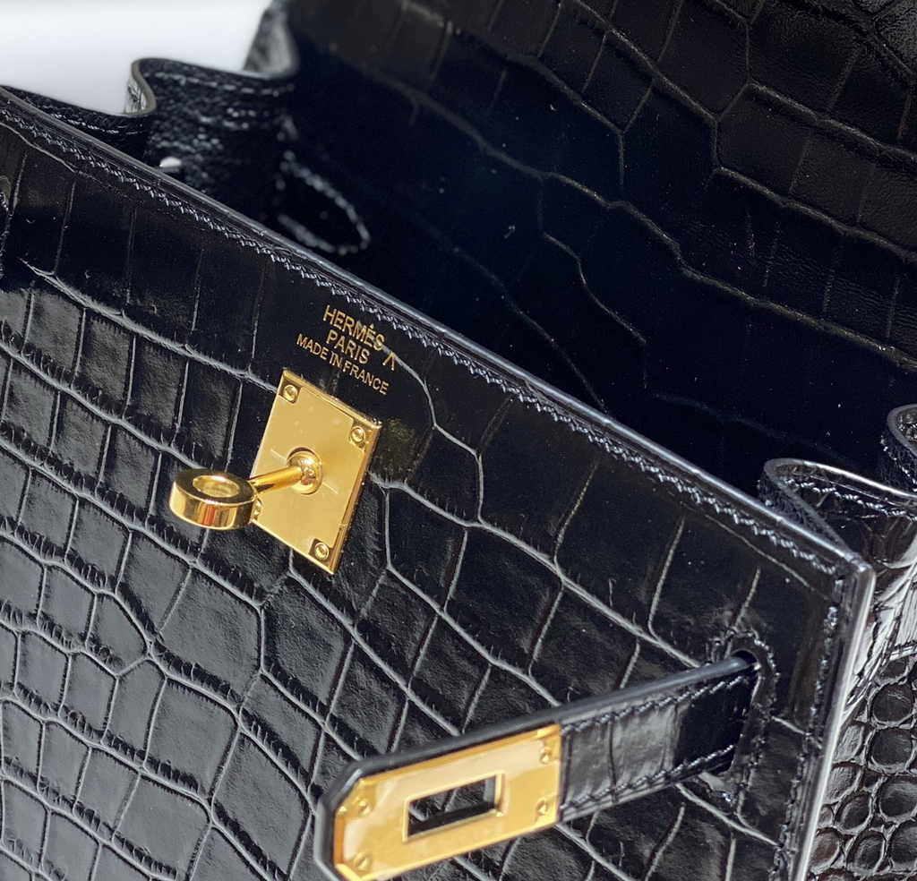 Hermes Kelly Bag 20 Black Crocodile Leather Gold Hardware H7305