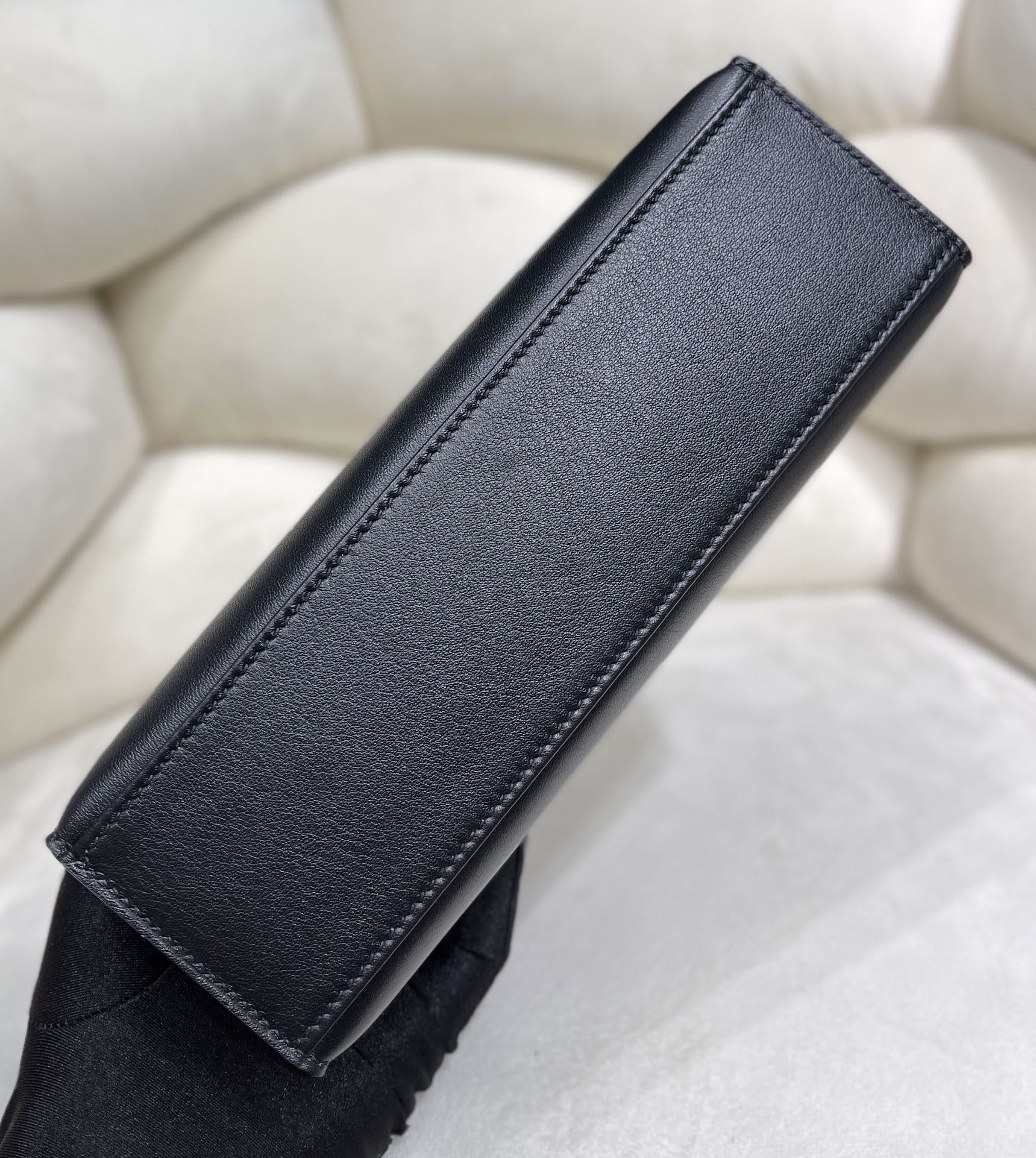 Hermes Kelly Bag 22 Black Swift Leather Gold Hardware