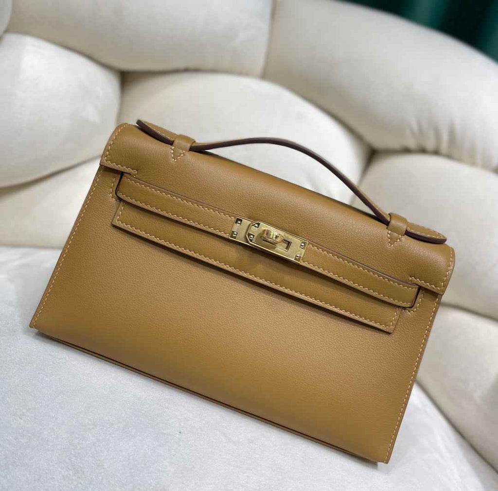 Hermes Kelly Bag 22 Camel Swift Leather Gold Hardware