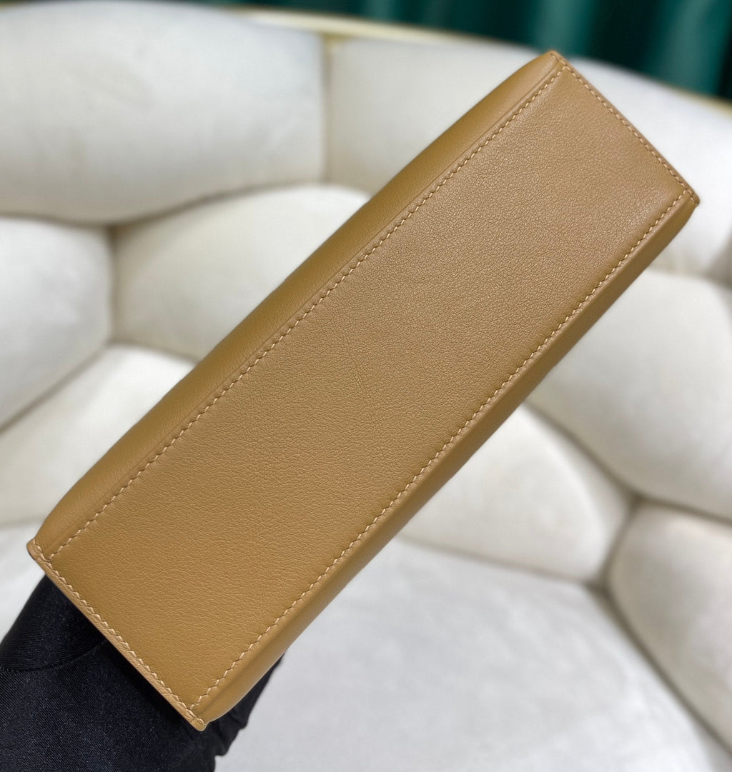 Hermes Kelly Bag 22 Camel Swift Leather Silver Hardware