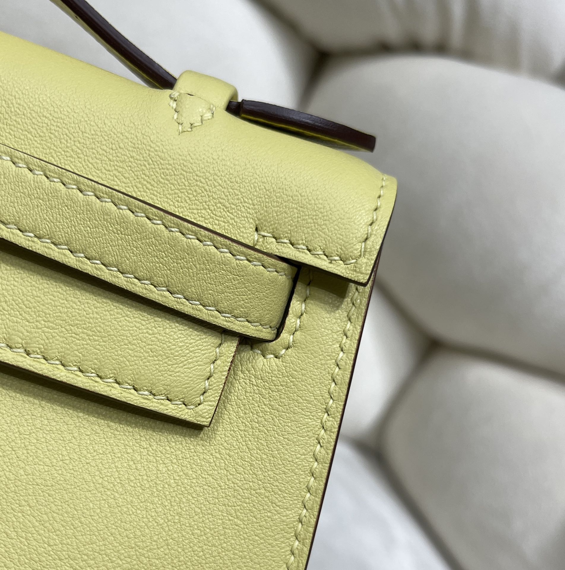 Hermes Kelly Bag 22 Lemon Swift Leather Silver Hardware