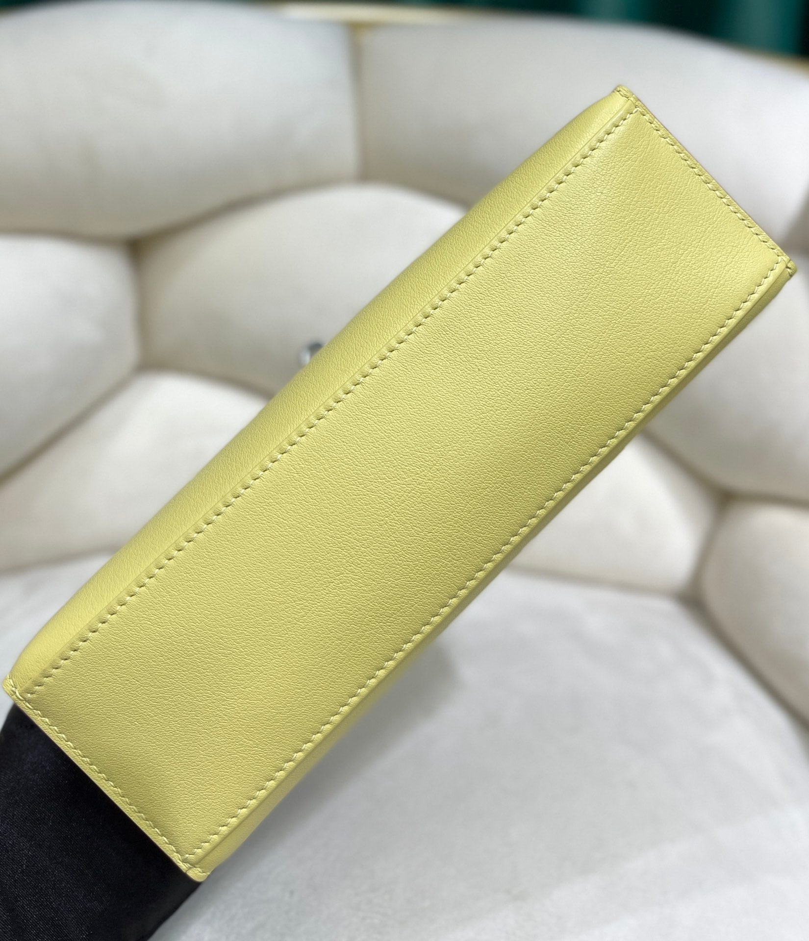 Hermes Kelly Bag 22 Lemon Swift Leather Silver Hardware