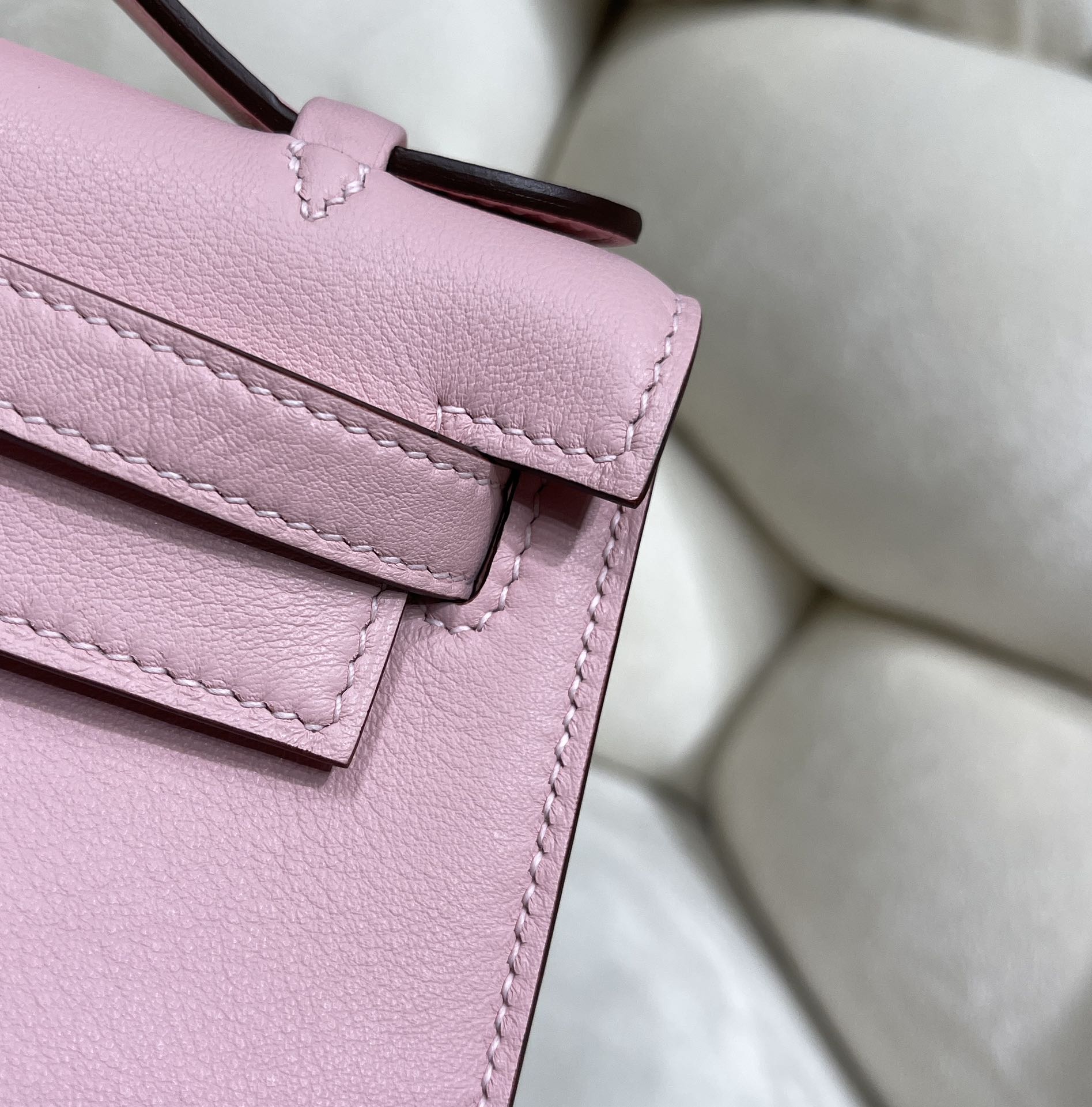 Hermes Kelly Bag 22 Pink Swift Leather Gold Hardware