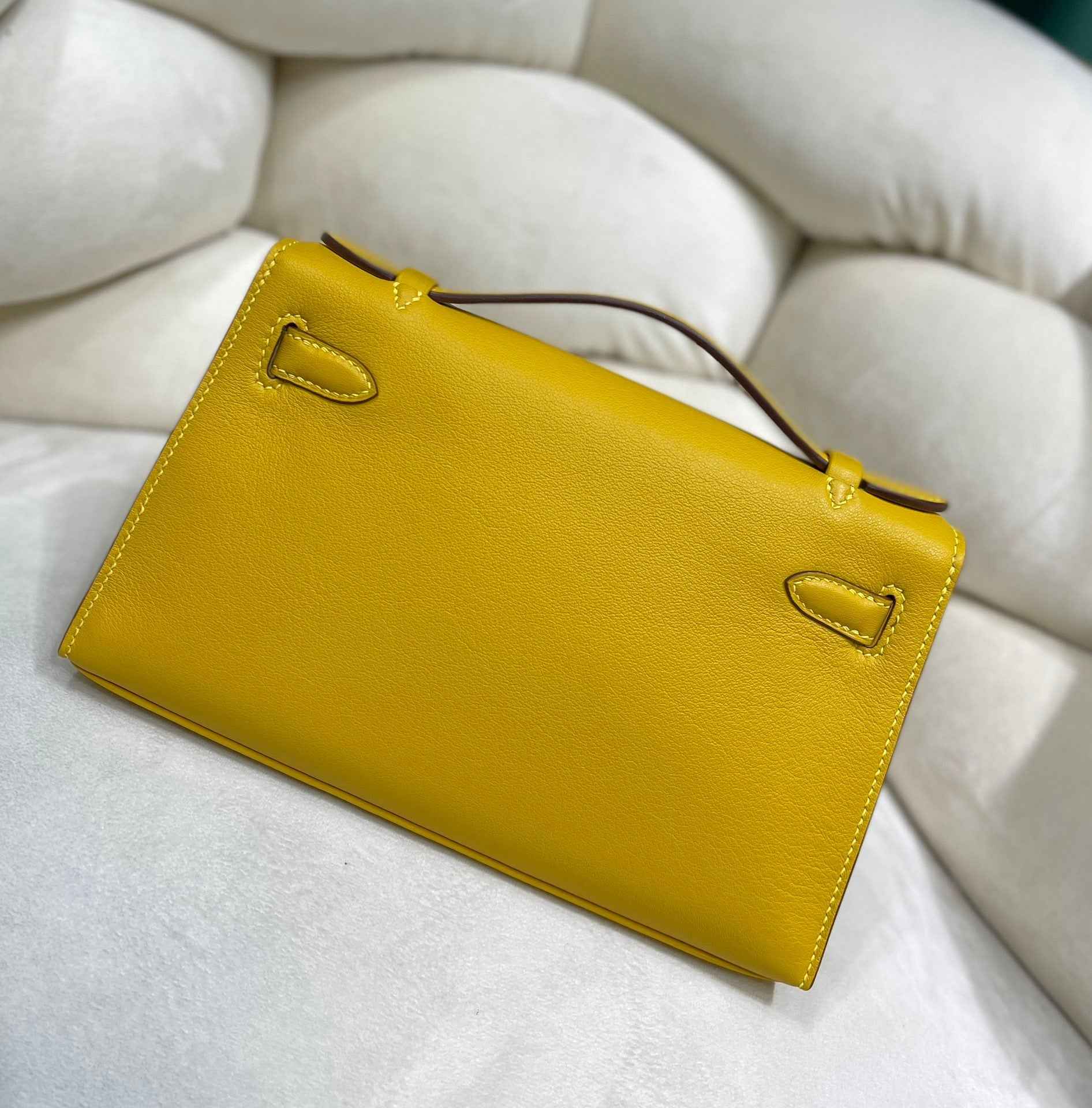 Hermes Kelly Bag 22 Yellow Swift Leather Gold Hardware