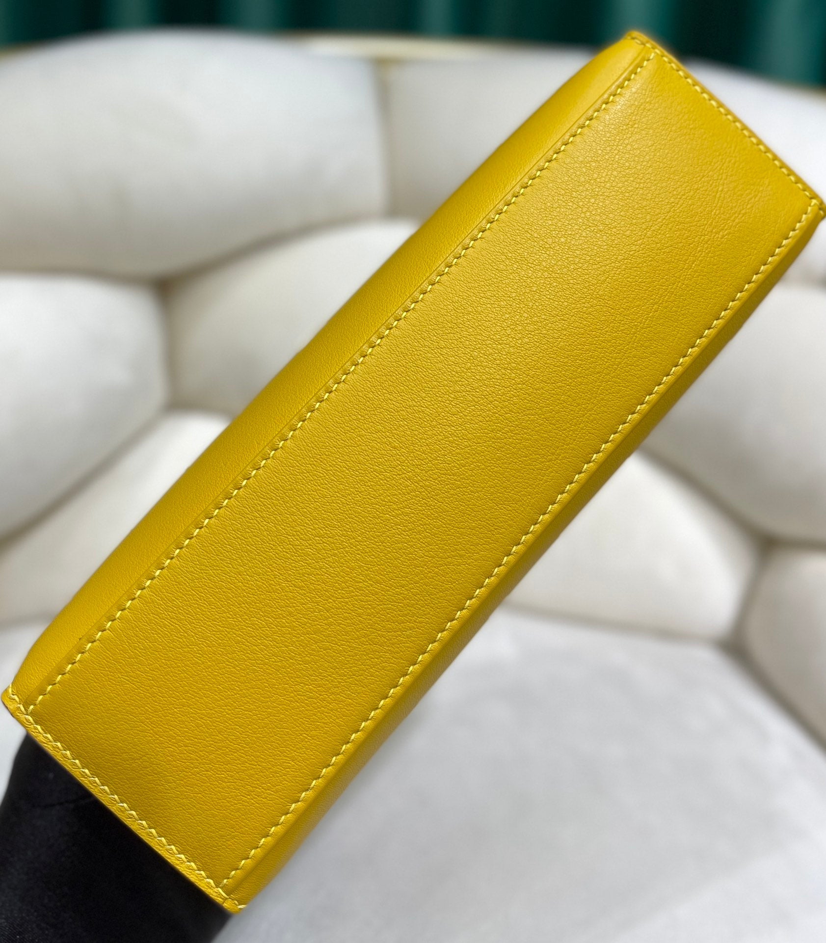 Hermes Kelly Bag 22 Yellow Swift Leather Gold Hardware