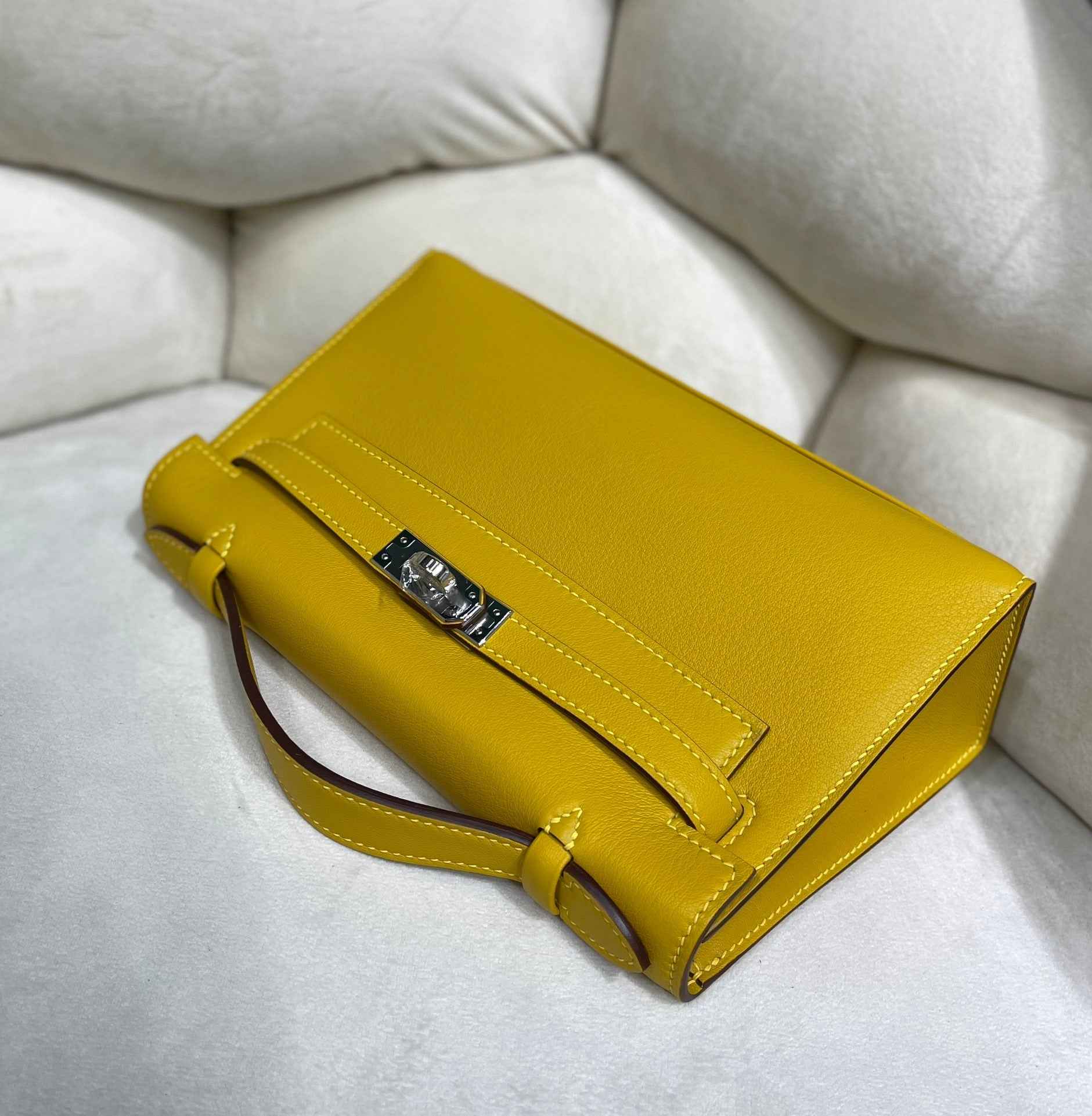 Hermes Kelly Bag 22 Yellow Swift Leather Silver Hardware