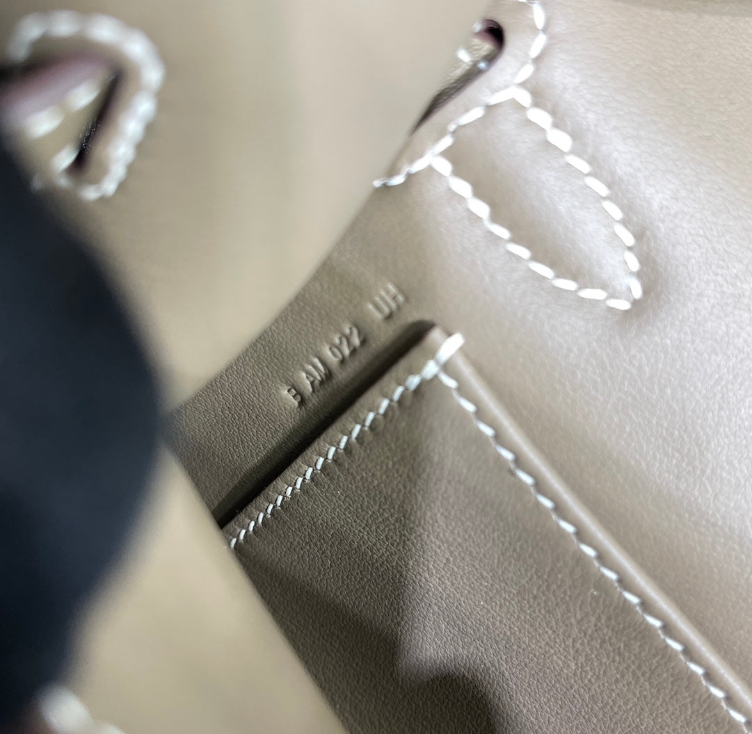 Hermes Kelly Bag 22 Swift Leather Gray Silver Hardware