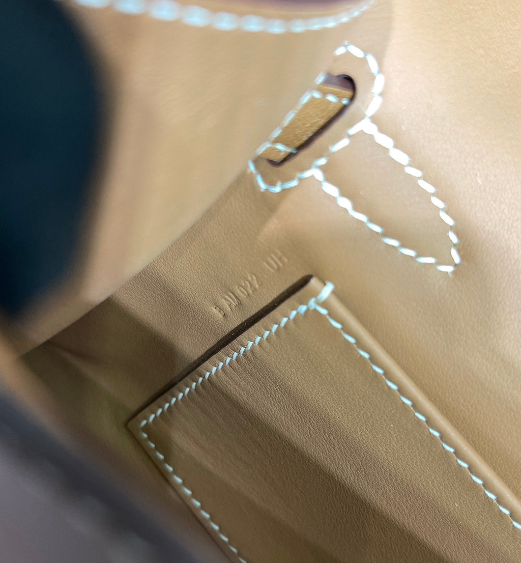 Hermes Kelly Bag 22 Brown Swift Leather Silver Hardware