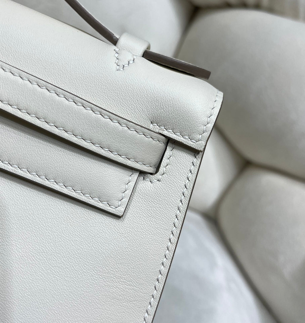 Hermes Kelly Bag 22 Beige Swift Leather Gold Hardware