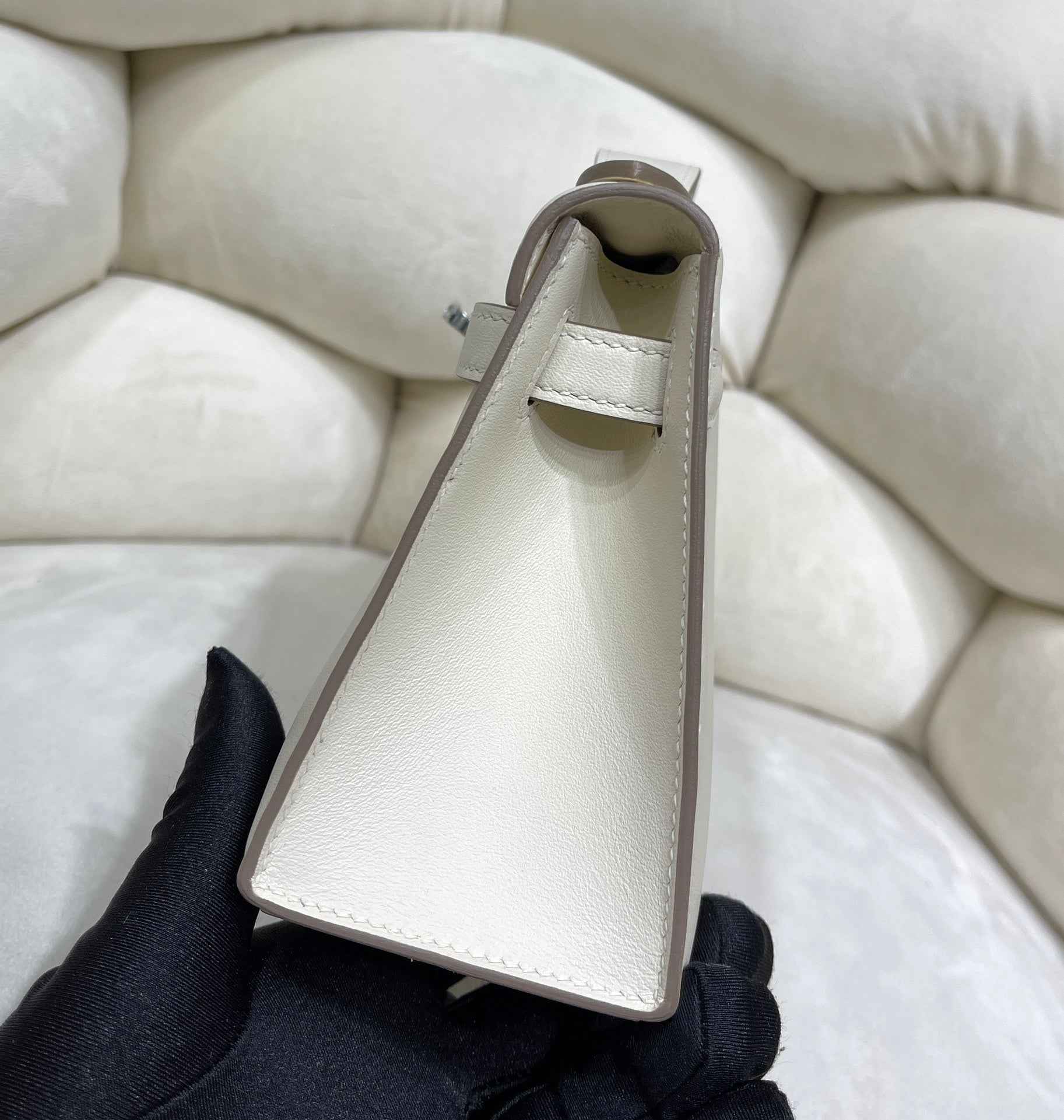 Hermes Kelly Bag 22 Beige Swift Leather Silver Hardware