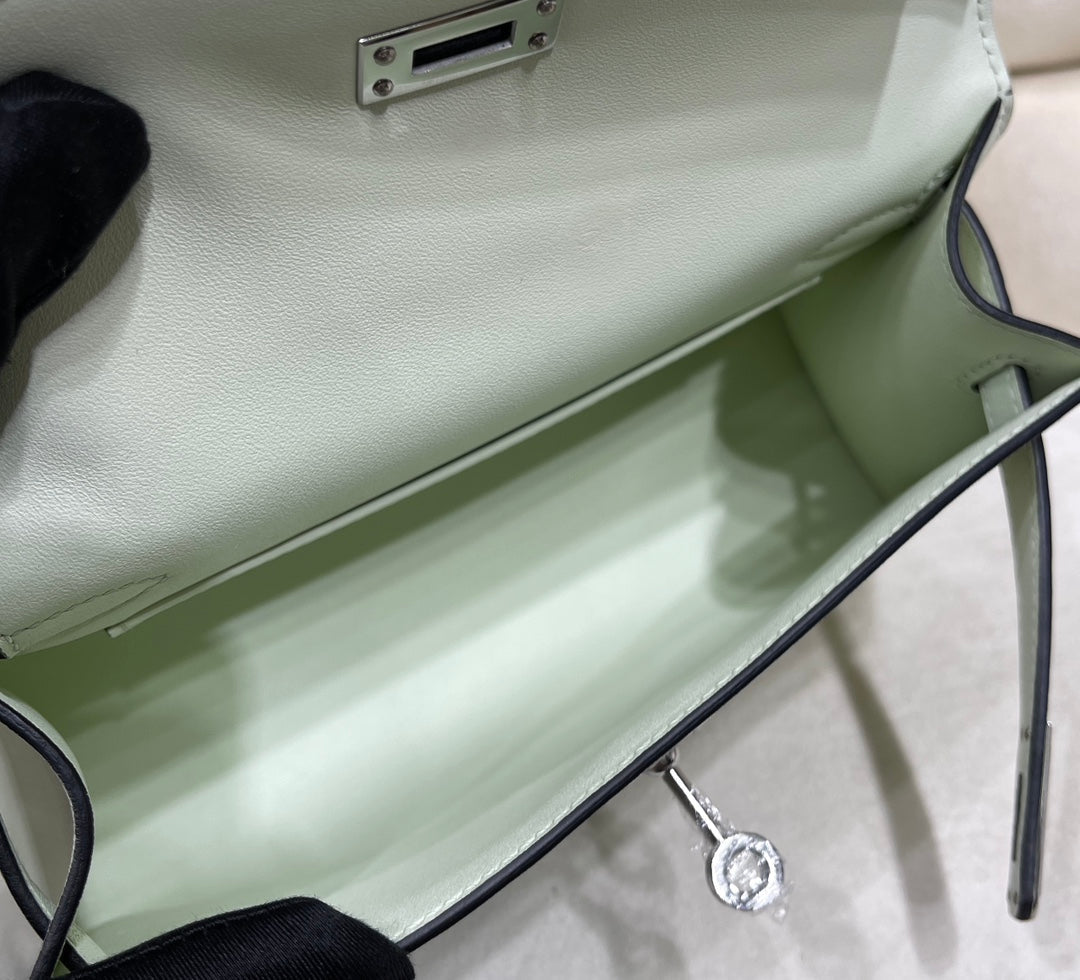 Hermes Kelly Bag 22 Light Green Swift Leather Silver Hardware