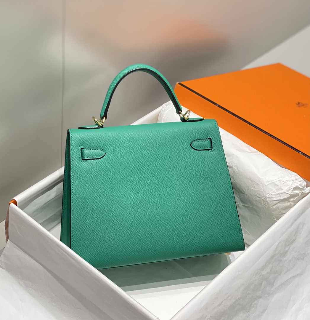 Hermes Kelly Bag 25 Green Epsom Leather Gold Hardware H7109