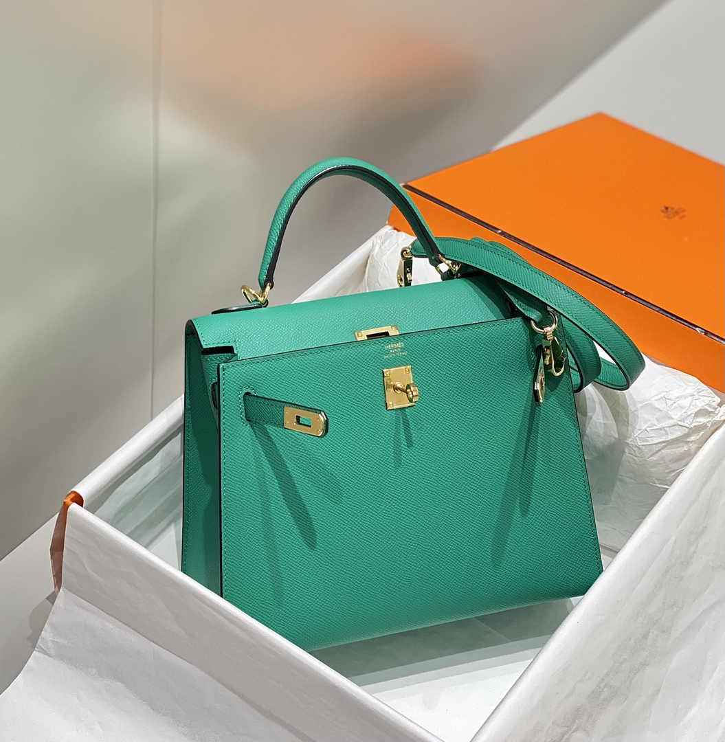 Hermes Kelly Bag 25 Green Epsom Leather Gold Hardware H7109