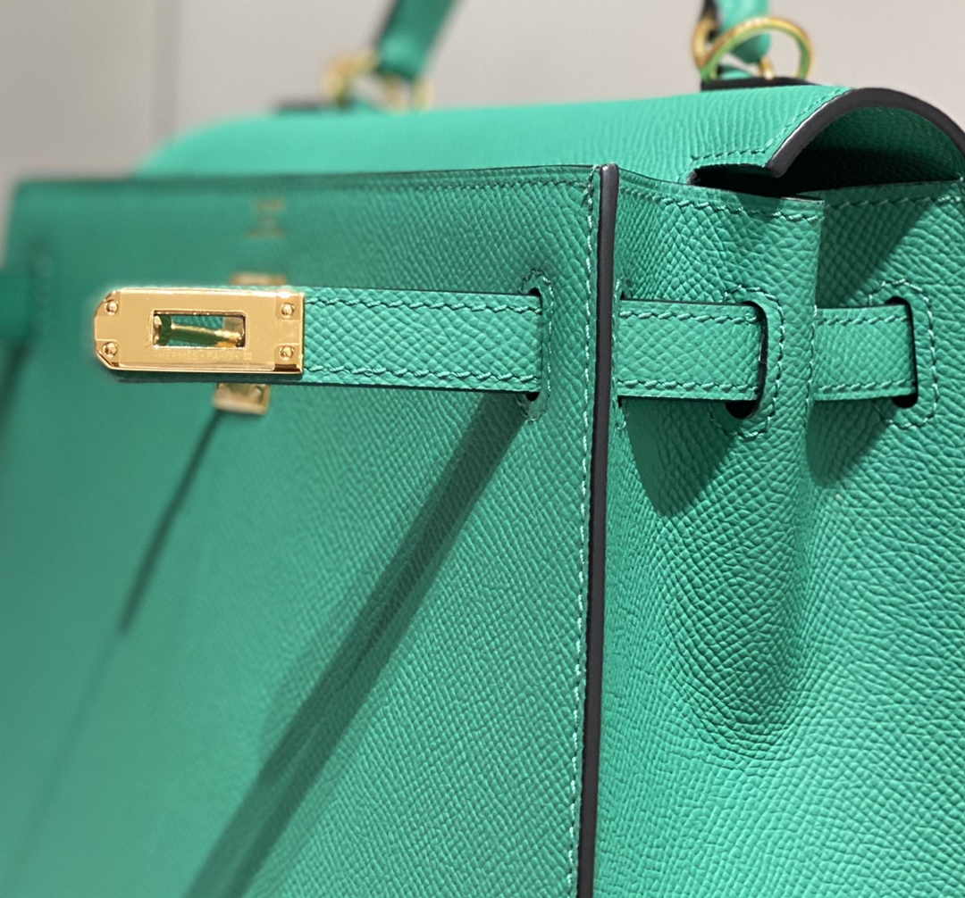 Hermes Kelly Bag 25 Green Epsom Leather Gold Hardware H7109