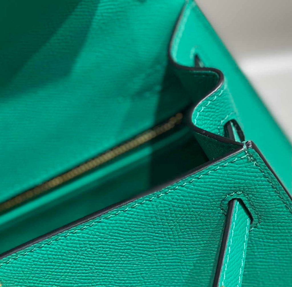 Hermes Kelly Bag 25 Green Epsom Leather Gold Hardware H7109