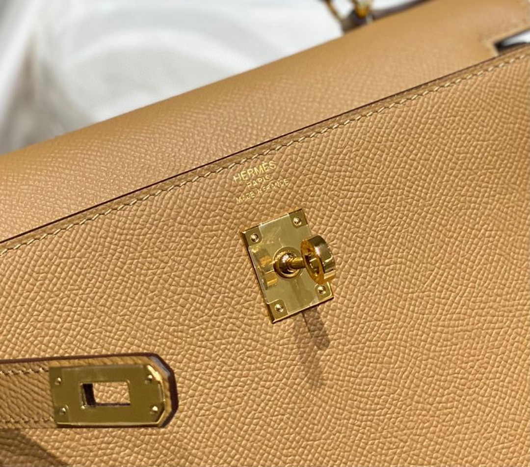 Hermes Kelly Bag 25 Tan Epsom Leather Gold Hardware H7106