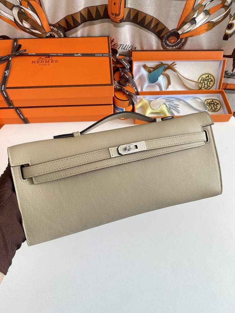 Hermès Kelly Cut Clutch 31cm Epsom Leather Light Gray Silver