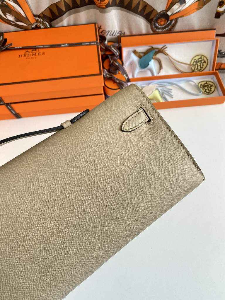 Hermès Kelly Cut Clutch 31cm Epsom Leather Light Gray Silver
