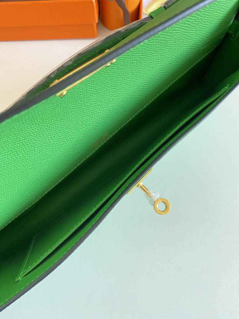 Hermès Kelly Cut Clutch 31cm Epsom Leather Gold Green