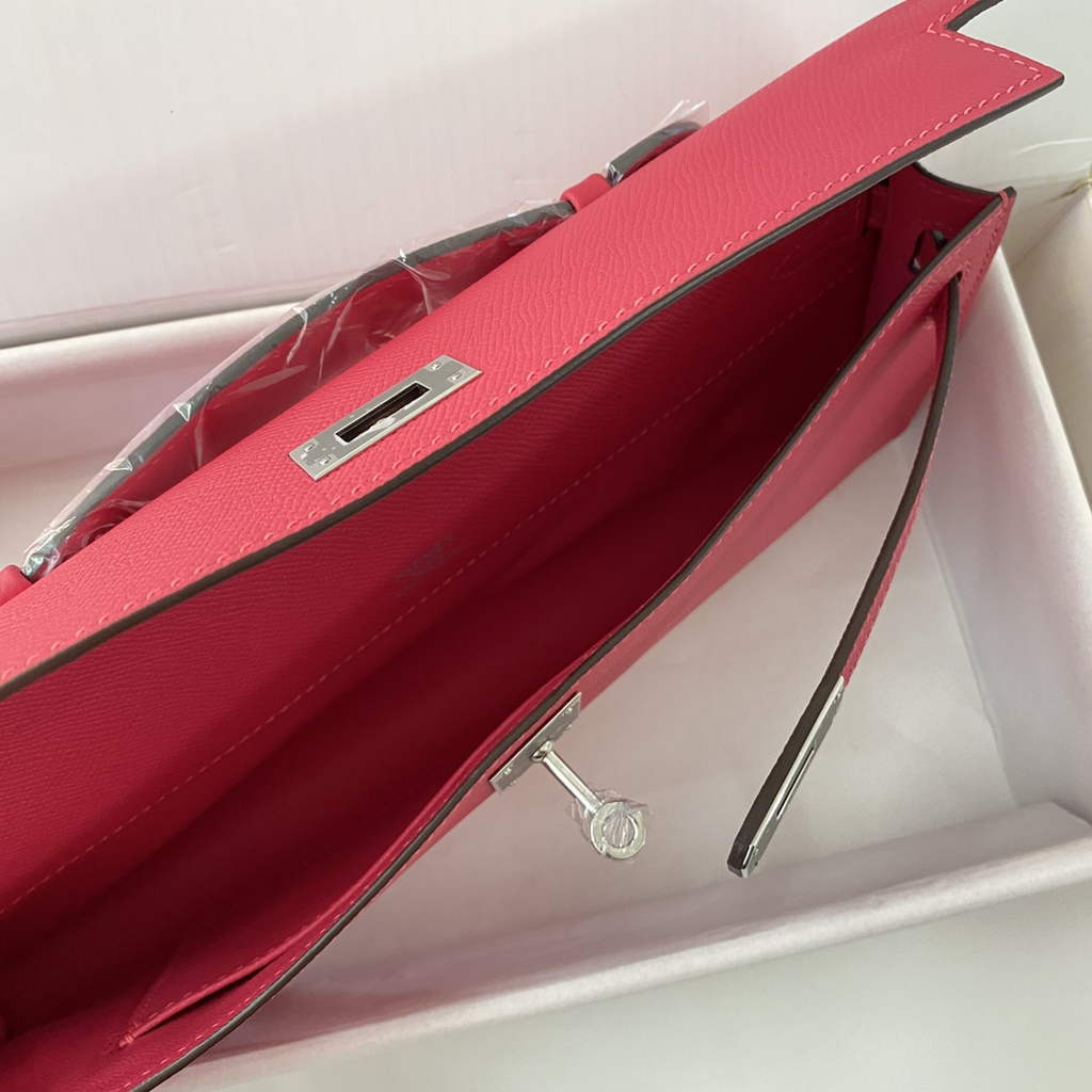 Hermès Kelly Cut Clutch 31cm Epsom Leather Plum Silver