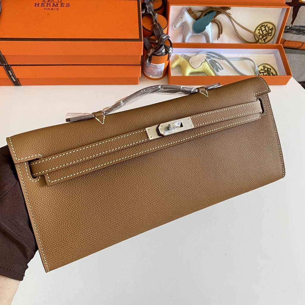 Hermès Kelly Cut Clutch 31cm Epsom Leather Light Brown Silver