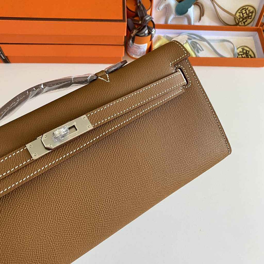Hermès Kelly Cut Clutch 31cm Epsom Leather Light Brown Silver