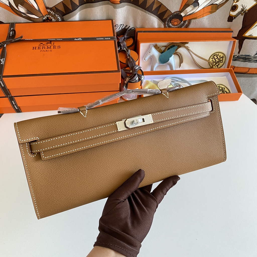 Hermès Kelly Cut Clutch 31cm Epsom Leather Light Brown Silver