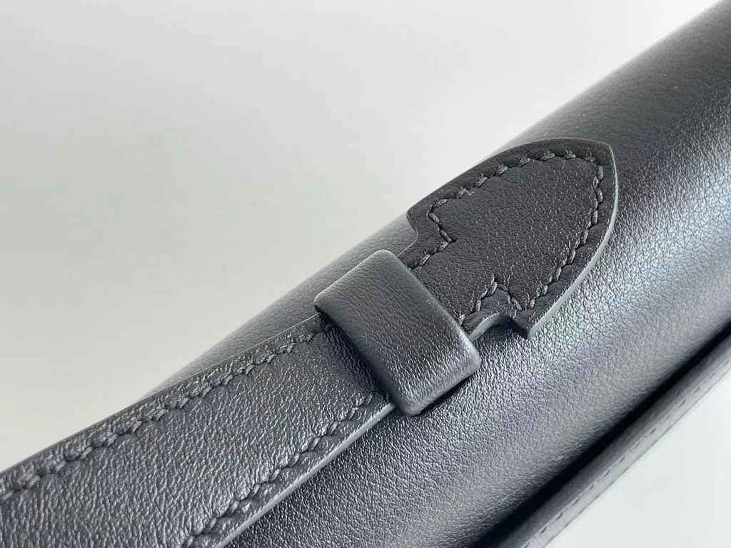 Hermès Kelly Cut Clutch 31cm Swift Leather Black Silver