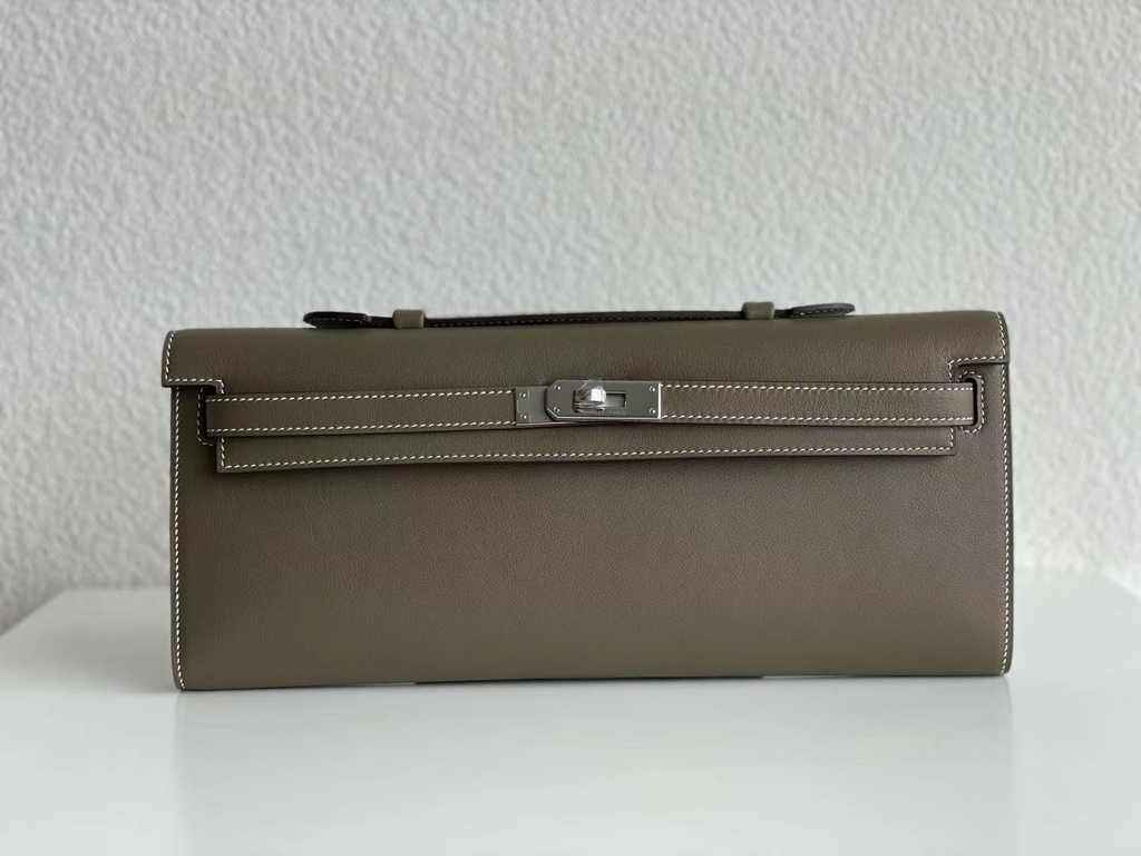Hermès Kelly Cut Clutch 31cm Swift Leather Gray Silver
