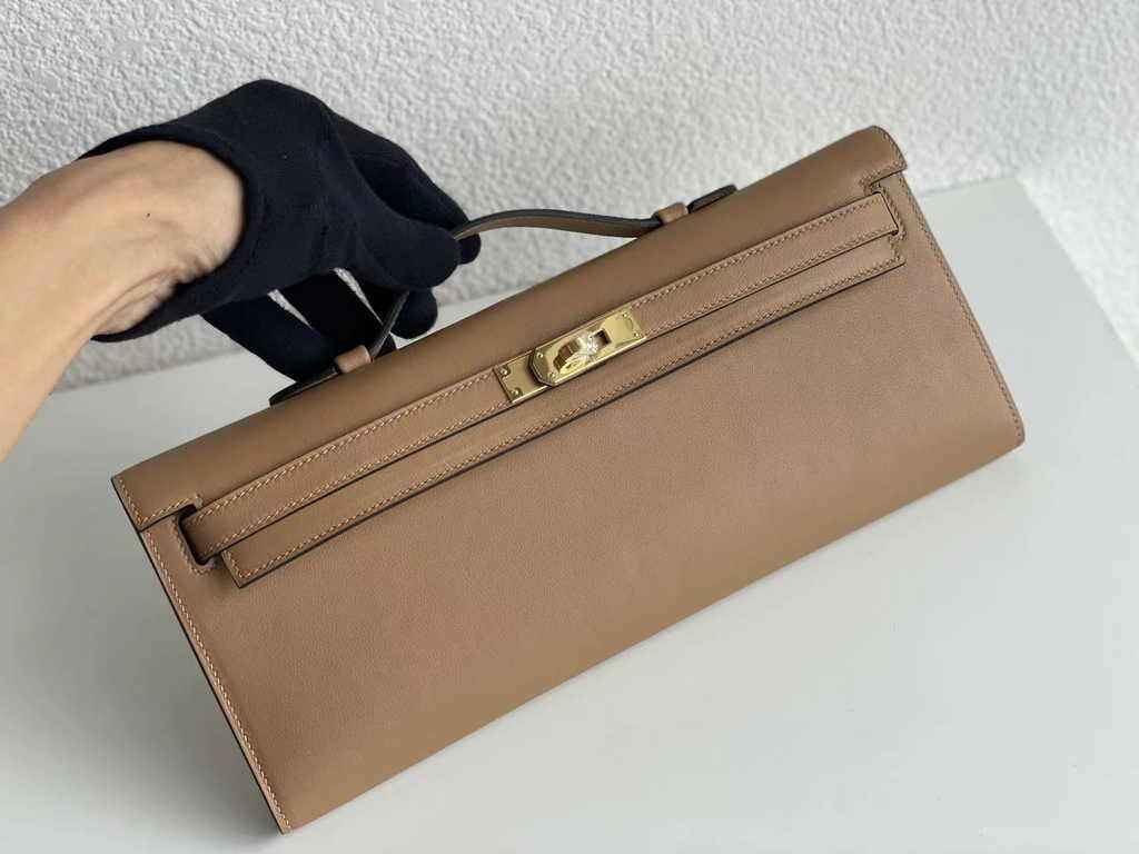 Hermès Kelly Cut Clutch 31cm Swift Leather Kakhi Gold