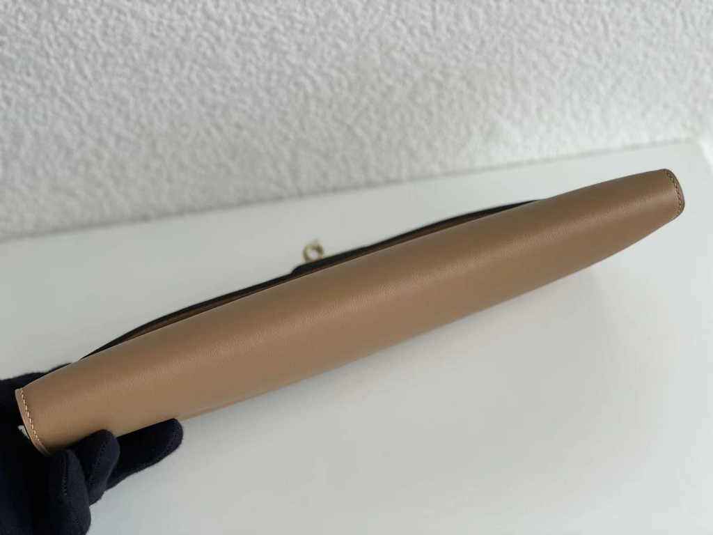 Hermès Kelly Cut Clutch 31cm Swift Leather Kakhi Gold