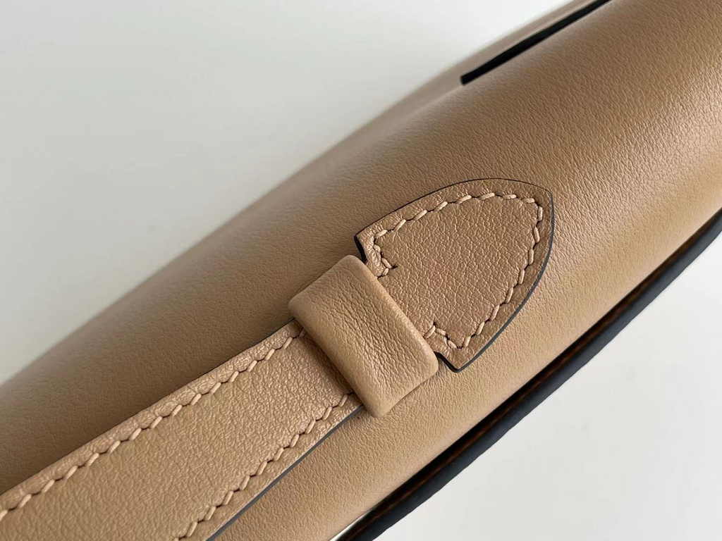 Hermès Kelly Cut Clutch 31cm Swift Leather Kakhi Gold