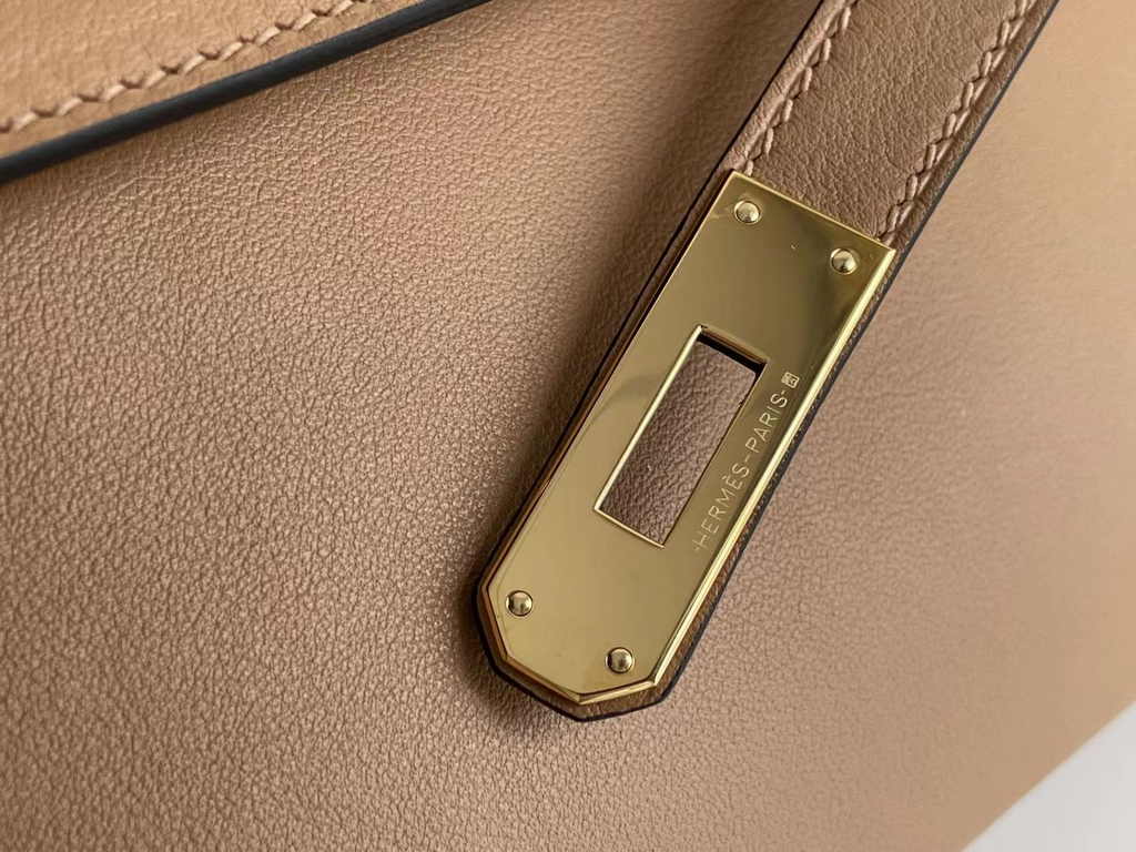 Hermès Kelly Cut Clutch 31cm Swift Leather Kakhi Gold